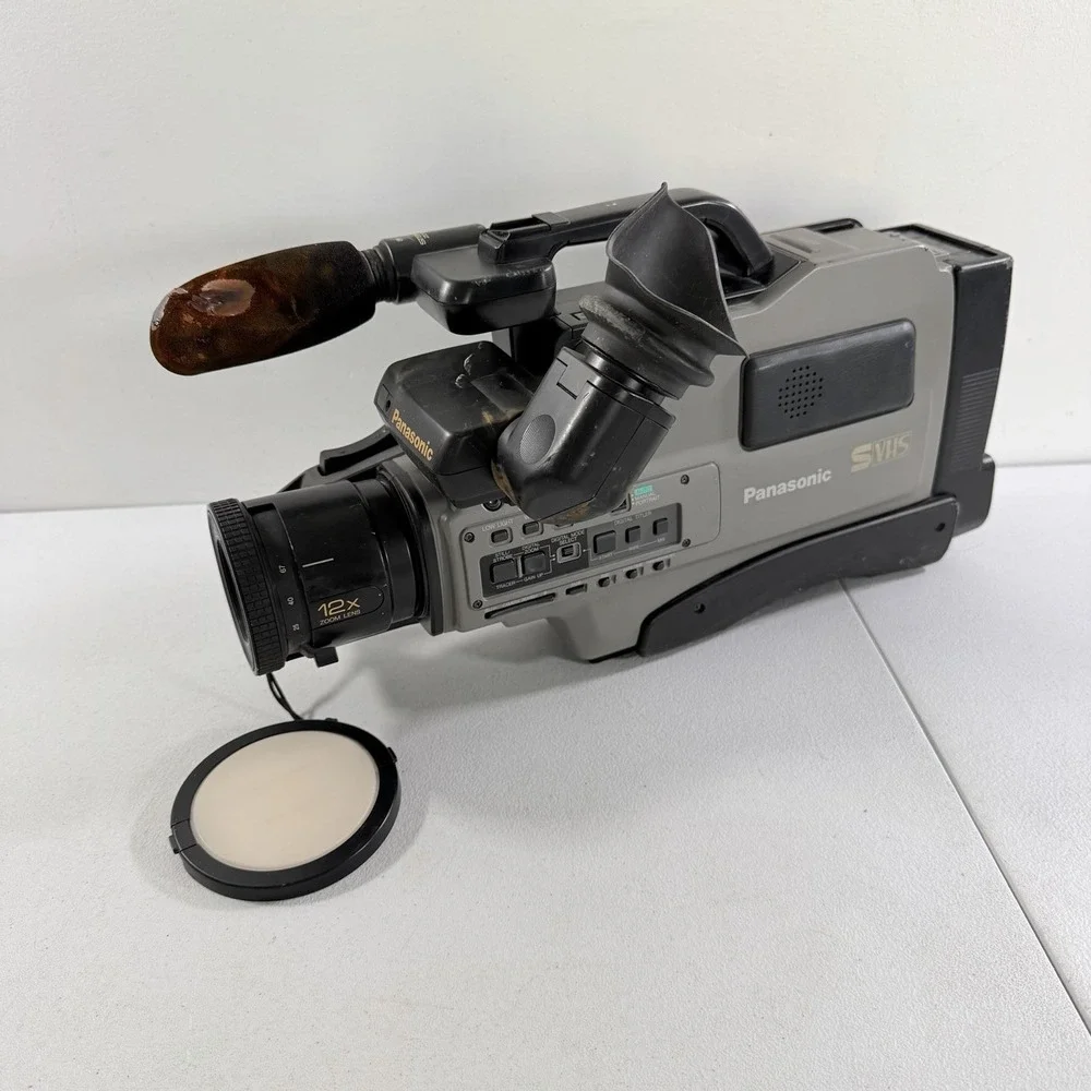 Panasonic AG-456UP PRO‎ LINE S-VHS Reporter Movie Camcorder AS IS UNTESTED